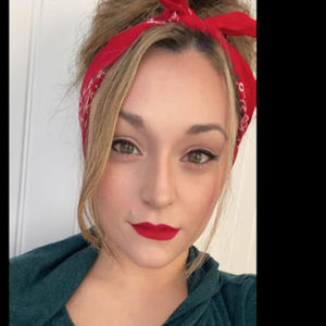 Meet your Posher, Savannah